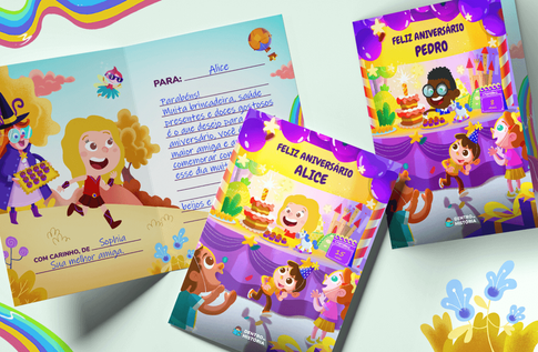 Crianças brincando com seu Cartão Personalizado Aniversário de Conto de Fadas