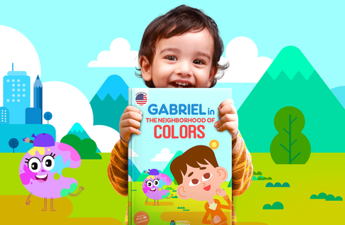 Crianças brincando com seus livros personalizados de First Lessons - Colors