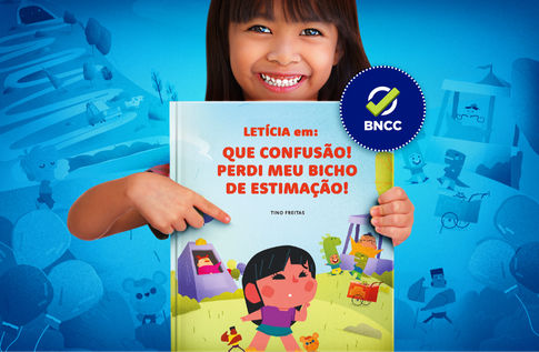 Crianças brincando com seus livros personalizados do FTD Educação - Que Confusão, perdi meu bicho de estimação
