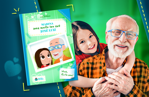 Crianças brincando com seus livros personalizados Amo Muito Meu Avô