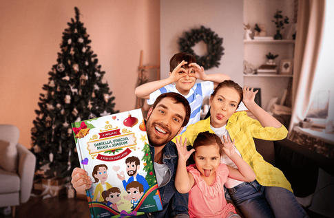 Crianças brincando com seus livros personalizados de Minha Família é Perfeita Desse Jeito