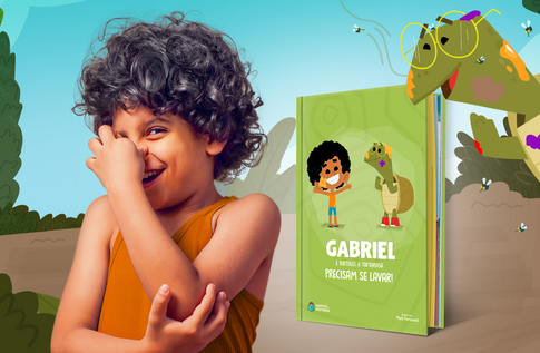 Foto de uma criança com sua Já Sei Me Cuidar